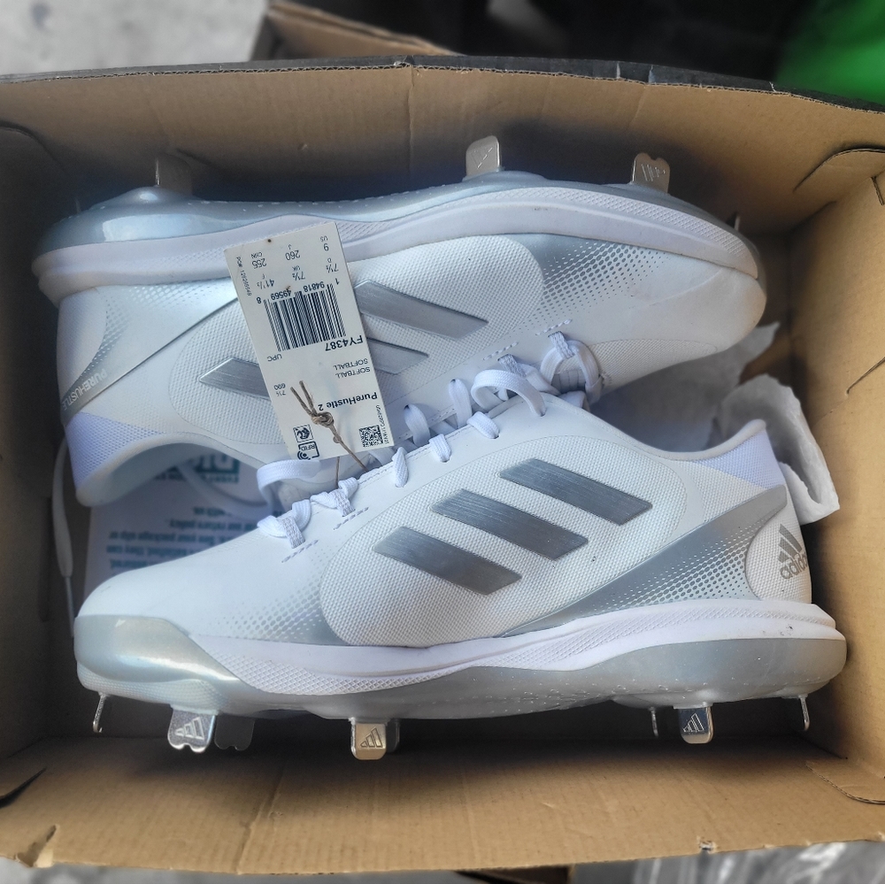 Adidas softball cleats